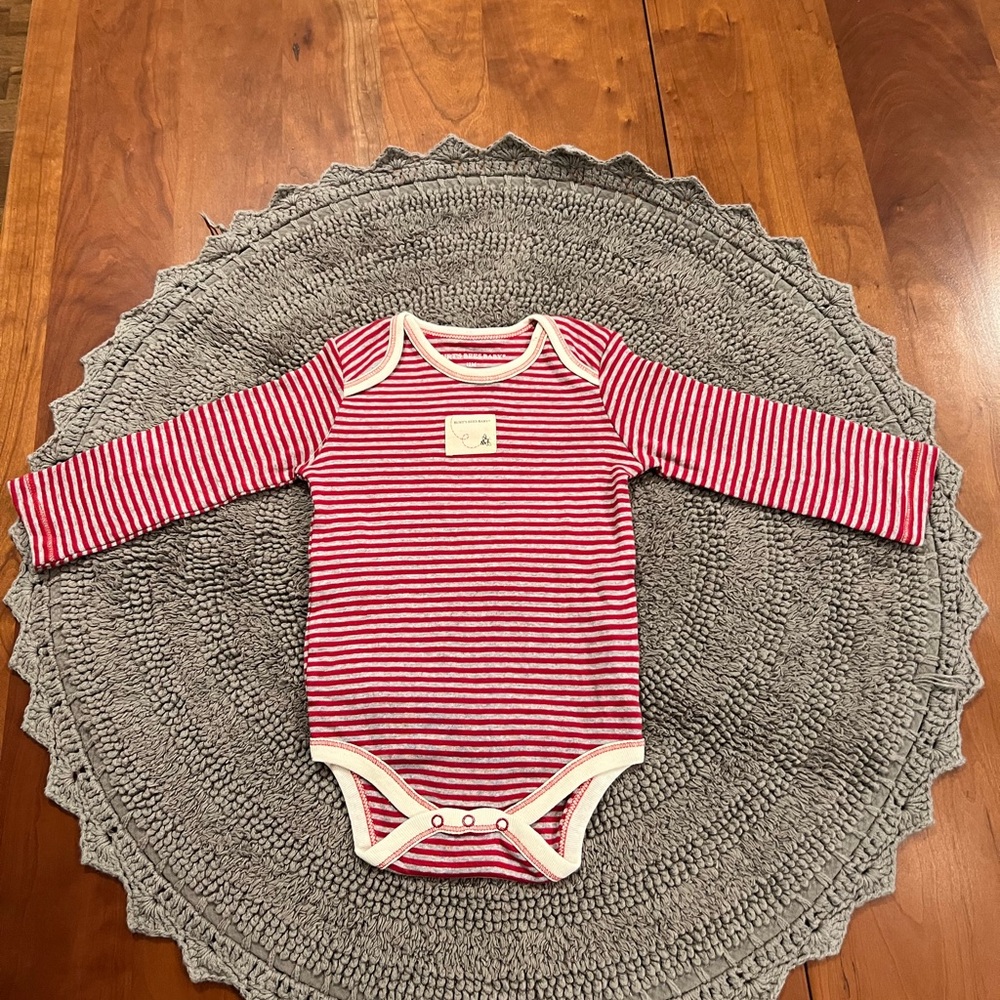 Burts bees baby onesie EUC 12 months